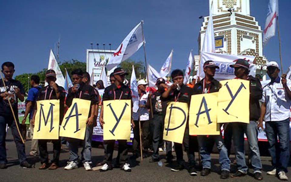 Workers commemorate May Day in Banda Aceh - May 1, 2014 (Yayasan Puleh Aceh)