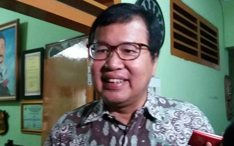 Bonar Tigor Naipospos at Setara office - September 28, 2015 (Kompas)