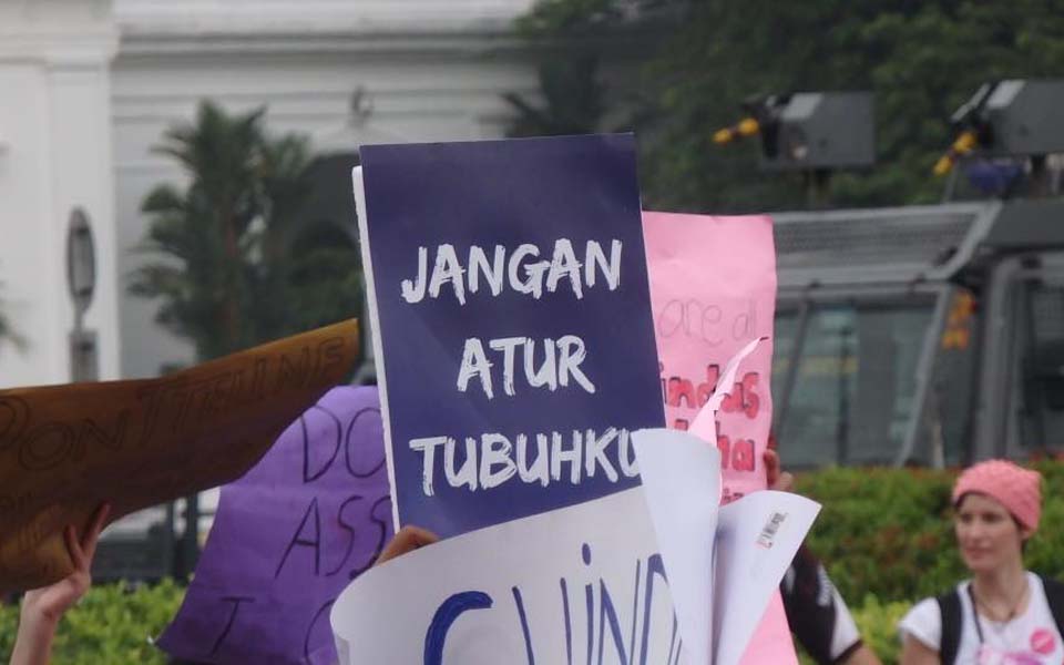 Women activists in Bandung say IWD must become fight for equality, against capitalism