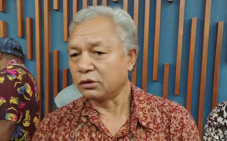 Pastor John Djonga speaking in Jakarta - December 18, 2017 (Kompas)