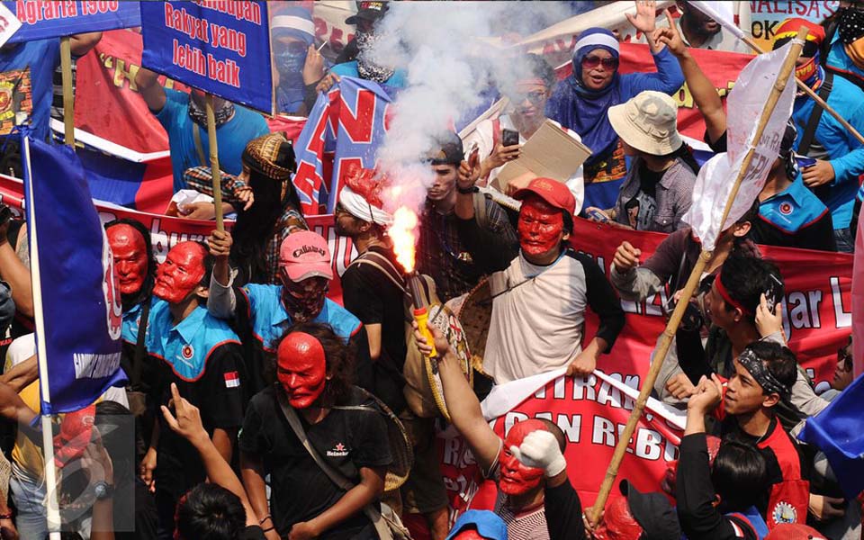 Workers commemorate May Day in Central Jakarta - May 1, 2017 (Liputan 6)