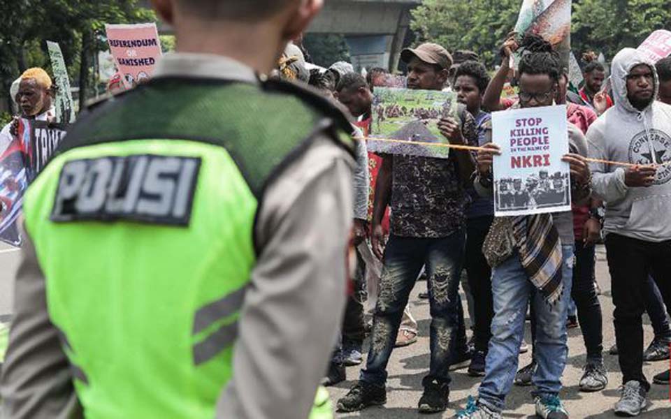 AMP and FRI-WP activists protest at Monas – December 19, 2018 (CNN)