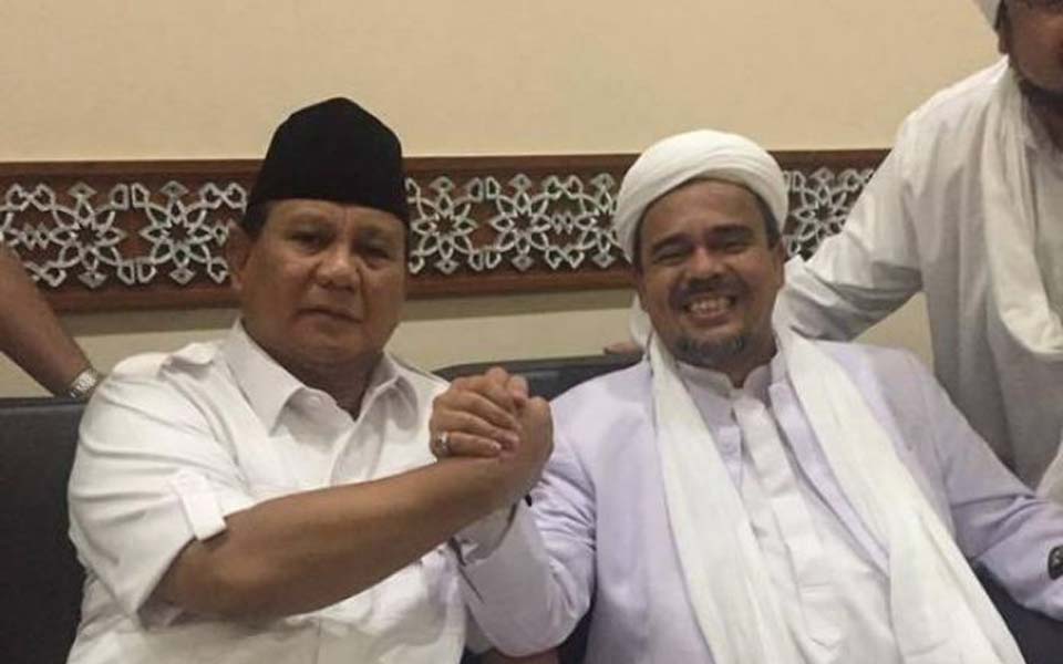 Prabowo and Rizieq when they met in Mecca (Netral News)