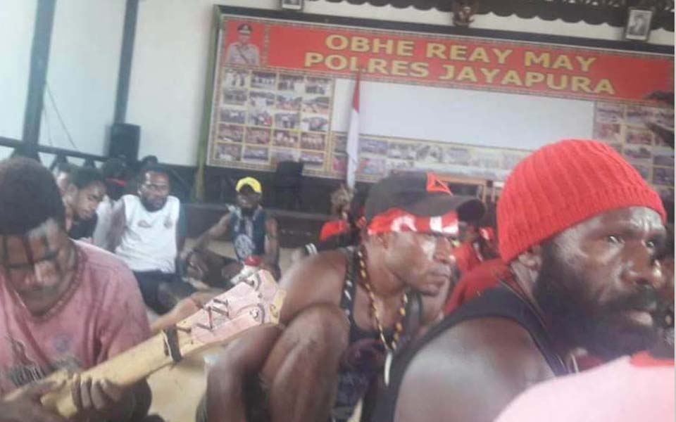 ULMWP protesters detained by police in Jayapuara - September 4, 2018 (IST)