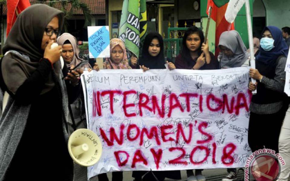 Women activists rally on IWD - March 8, 2018 (Antara)