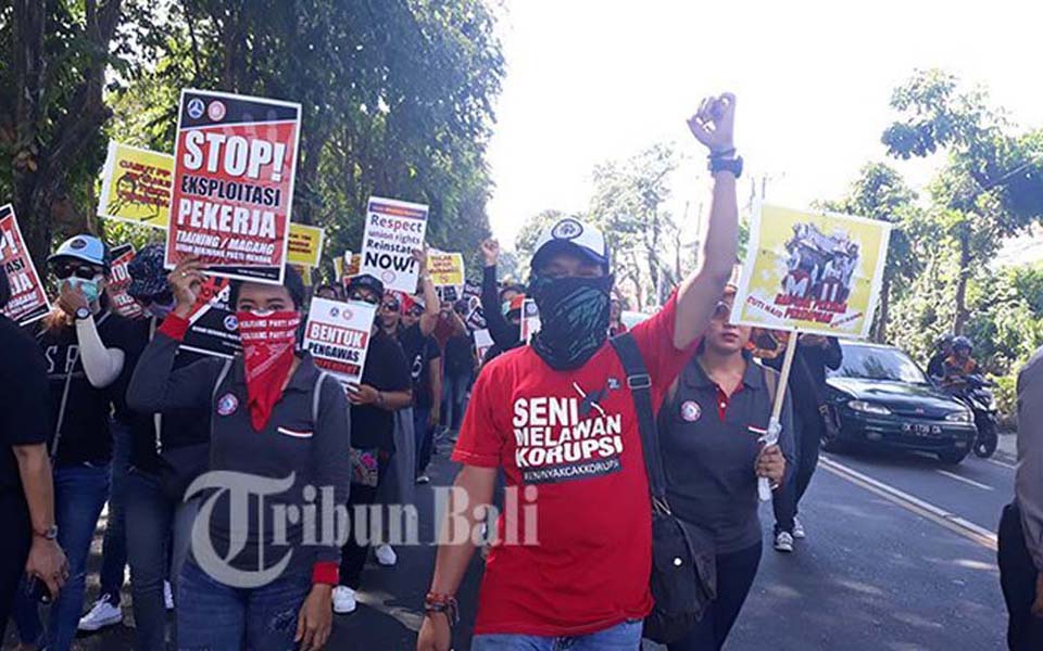 Workers commemorate May Day at Renon Square - May 1, 2018 (Tribune)