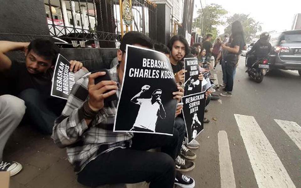 FMB solidarity action at South Jakarta District Court – November 11, 2019 (CNN)