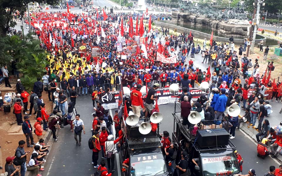 Indonesia Calling protesters join Reform Corrupted rally in Jakarta – October 28, 2019 (Buruh)