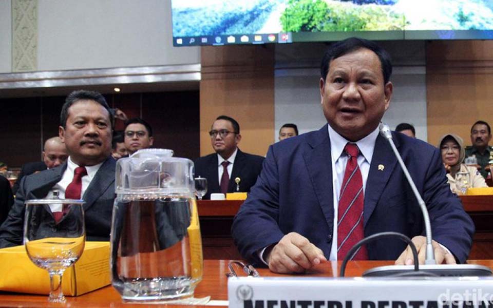 Prabowo (right) speaking at Commission I working meeting – November 11, 2019 (Detik)