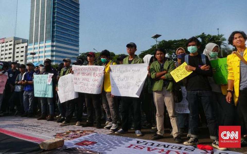 Protest against Draft Criminal Code in Jakarta (CNN)