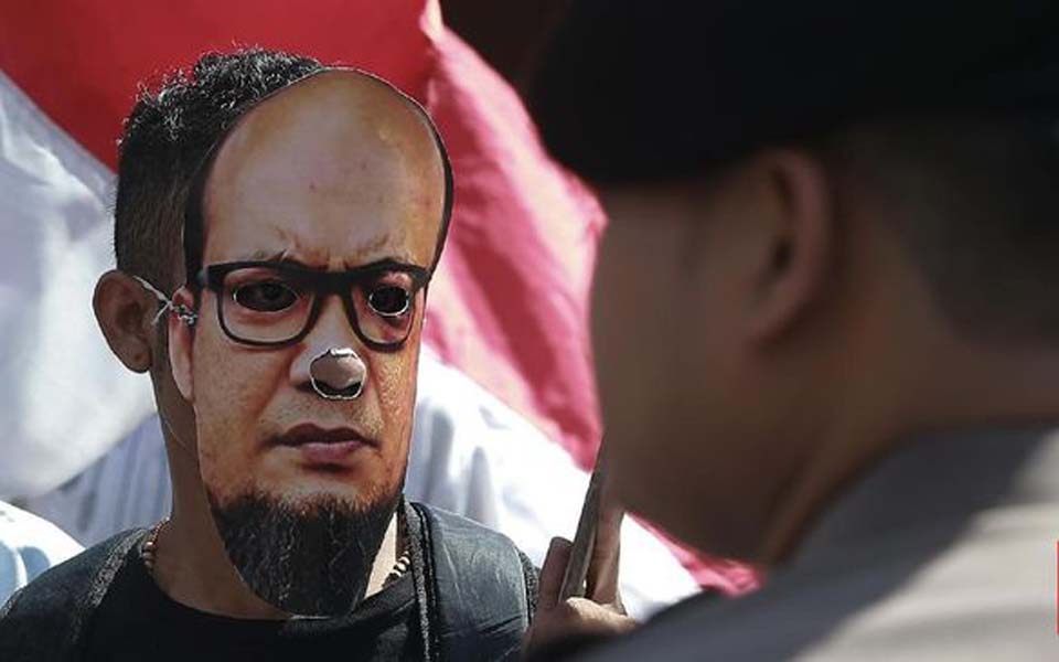 Protest calling for Novel Baswedan case to be resolved (CNN)