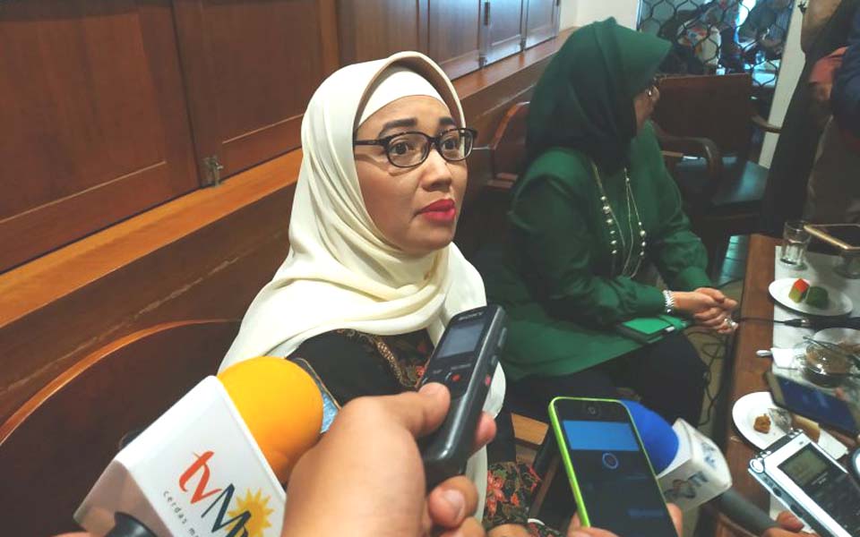 Retno Listyarti speaks to reporters – July 20, 2019 (Alinea)