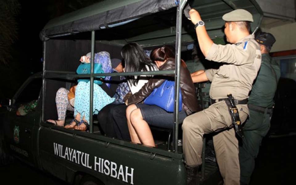 Wilayatul Hisbah arrest women found out alone at night in Aceh (Antara)